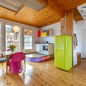 Floor Penthouse With Garden , Berlin Deutschland
